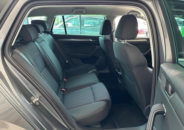 Skoda Superb cena 194840 przebieg: 4, rok produkcji 2024 z Czaplinek małe 154